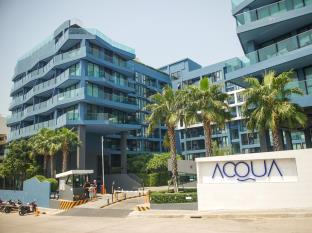 Acqua Condominium by Mr.Butler